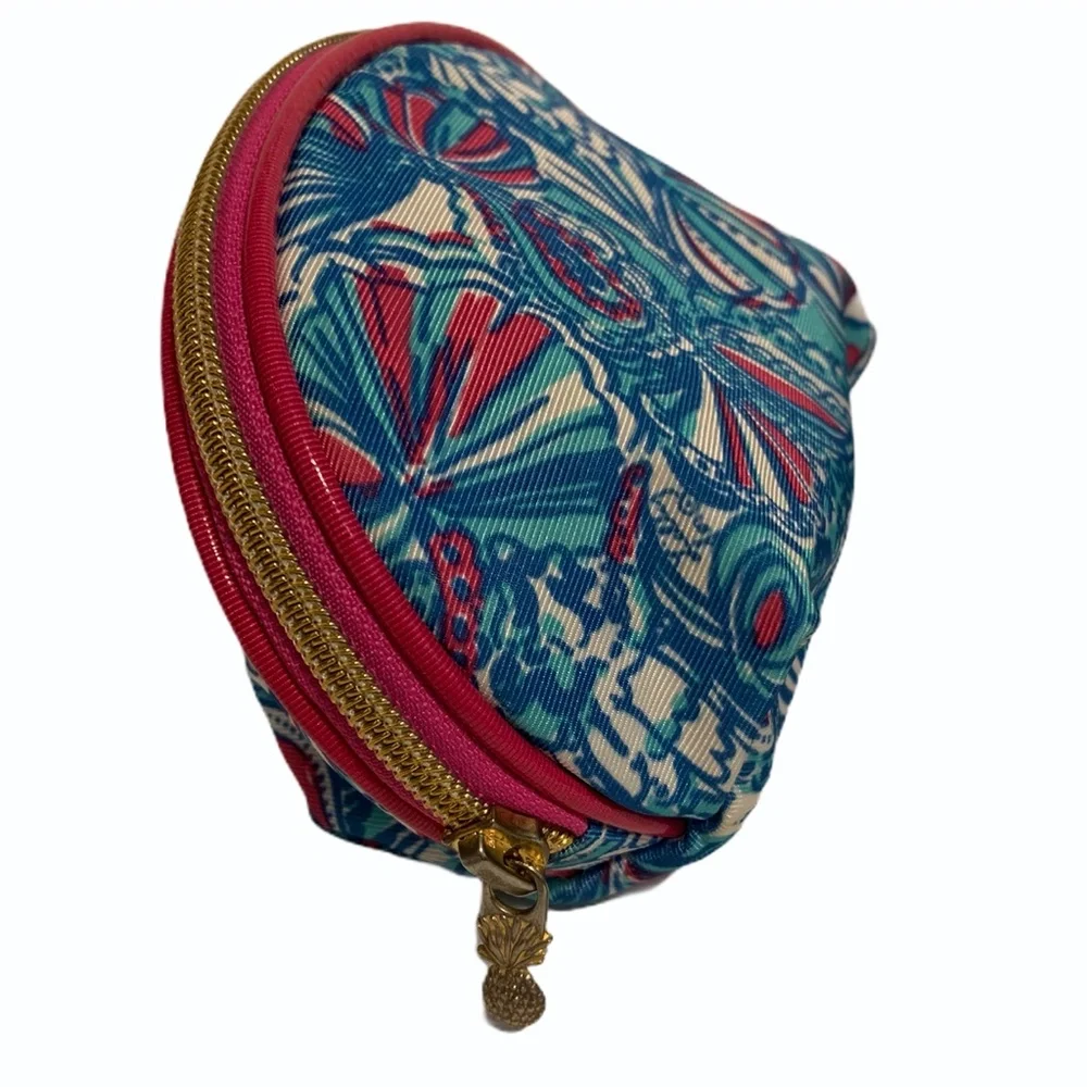 Lilly Pulitzer My Fans Print Round Top Travel Bag - Picture 2 of 5